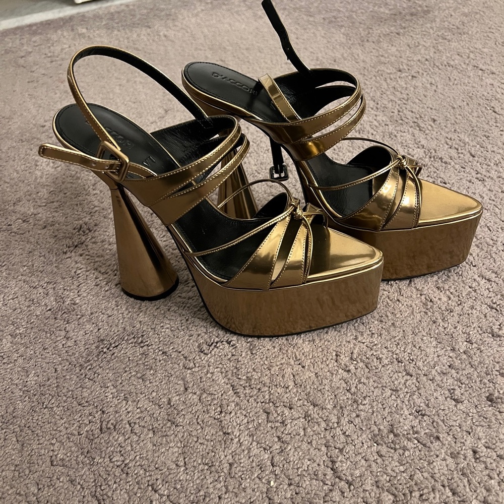 D’accori bronze Platform Heels